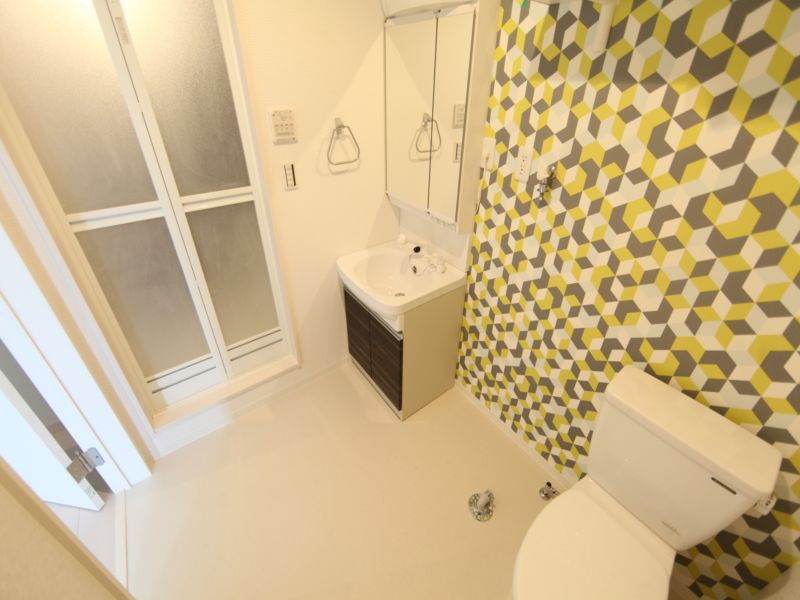 脱衣場 トイレ 独立洗面台