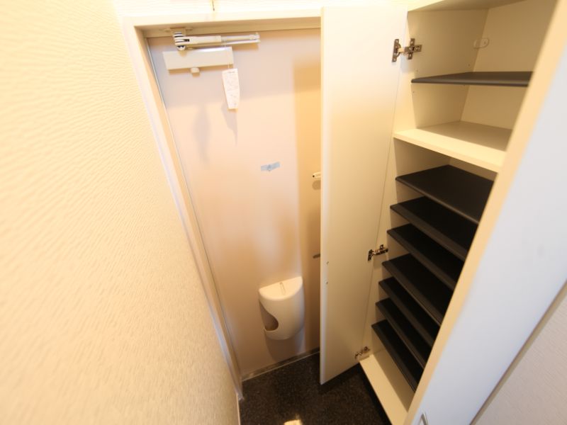 玄関 シューズボックス