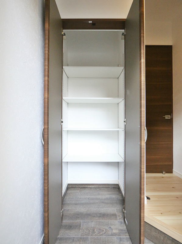 シューズボックス