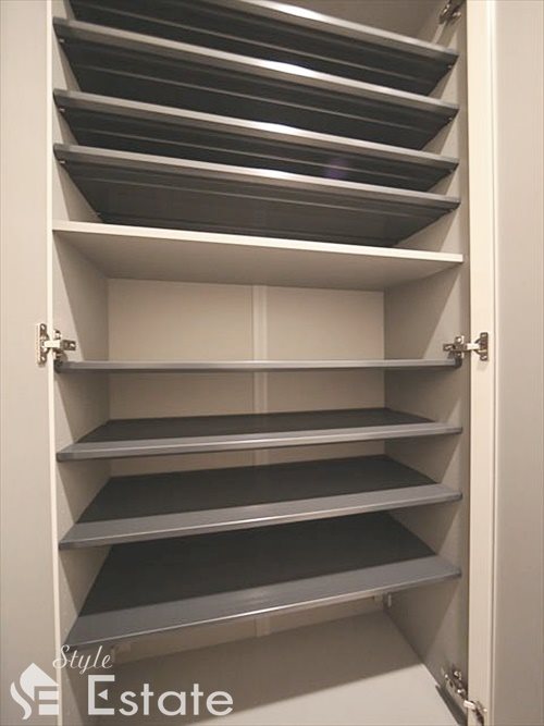 シューズボックス