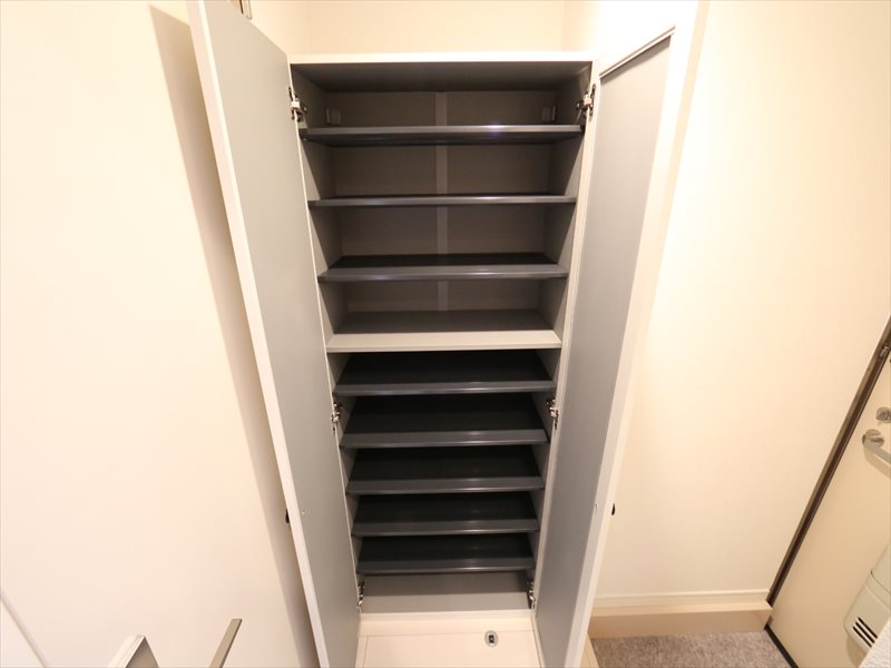 シューズボックス