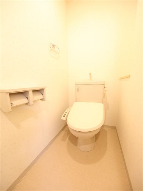 トイレ 温水洗浄便座