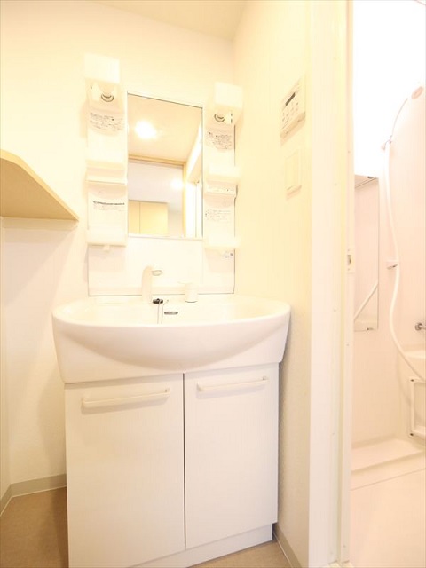 独立洗面台 脱衣所 室内洗濯機置き場