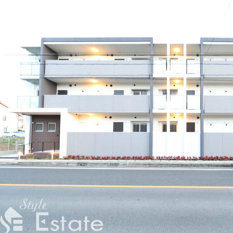 プラムガーデン