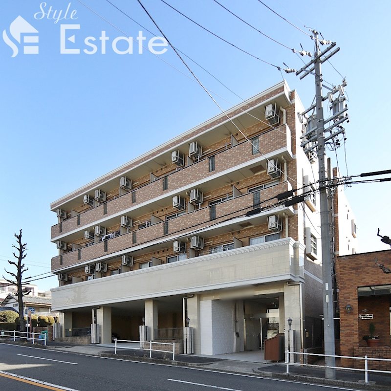 アールズヒルズ社台