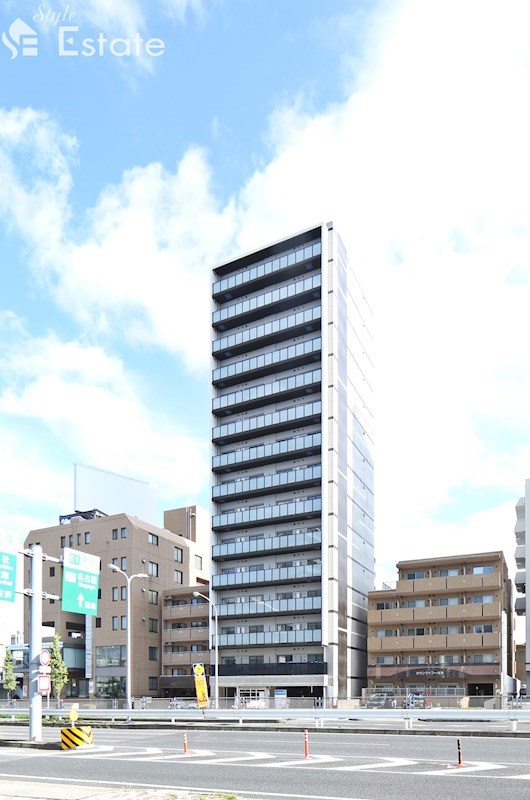 S-RESIDENCE一社