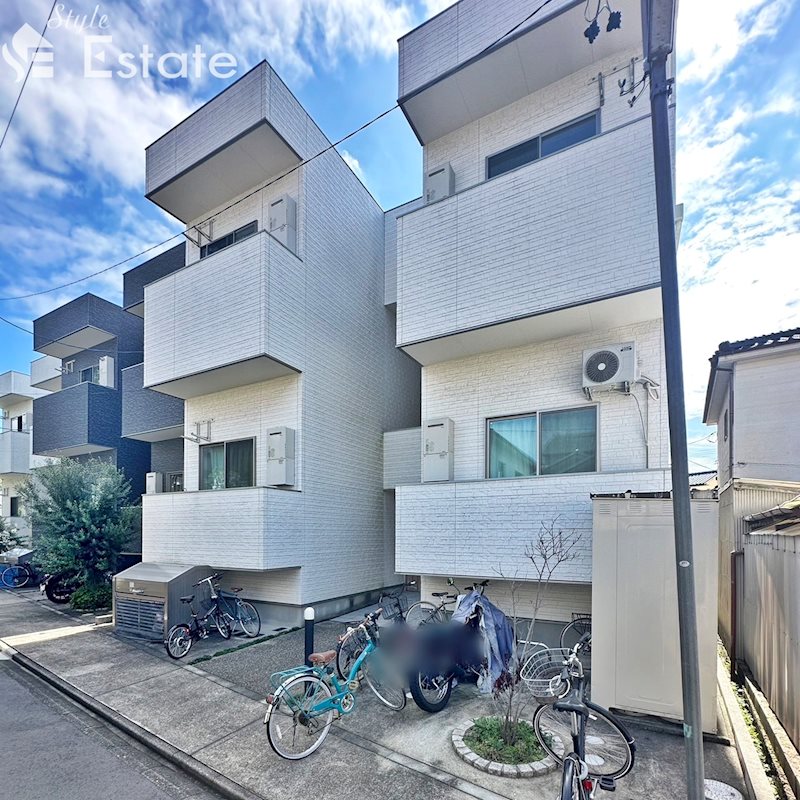 FAMILY　STAGE川名III