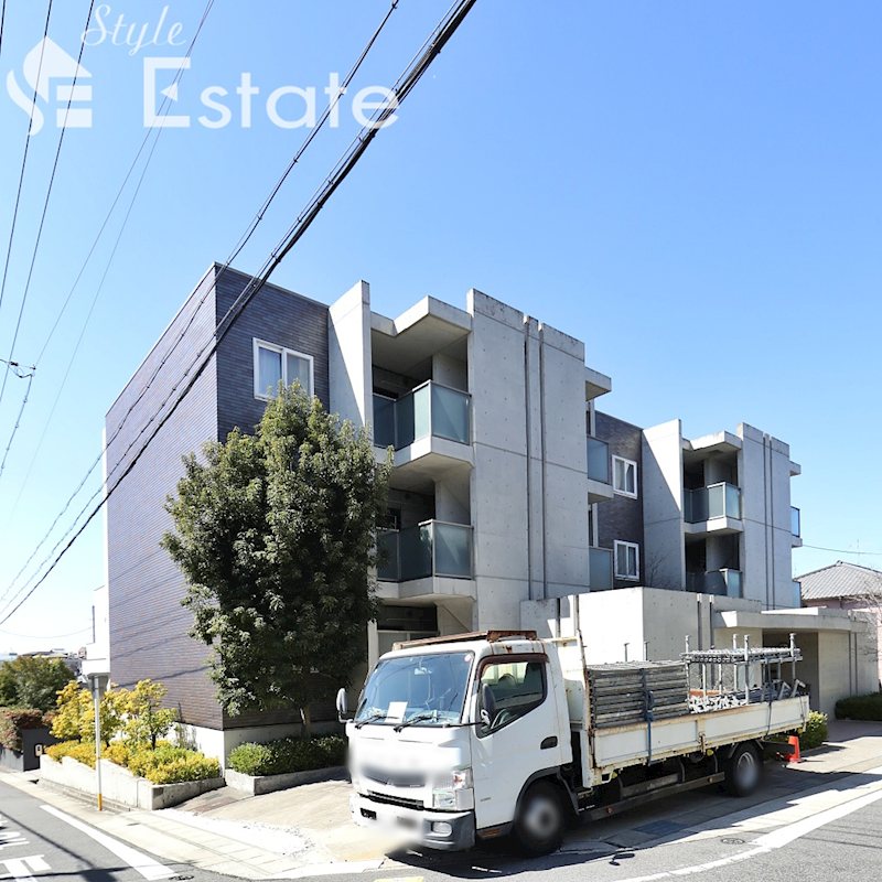 グリシーヌ藤英