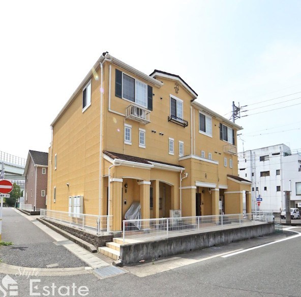 グリシーヌ3番館A