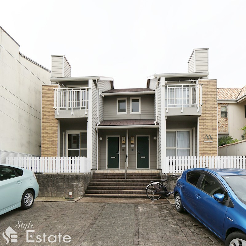 アメリカンアベニュー西里