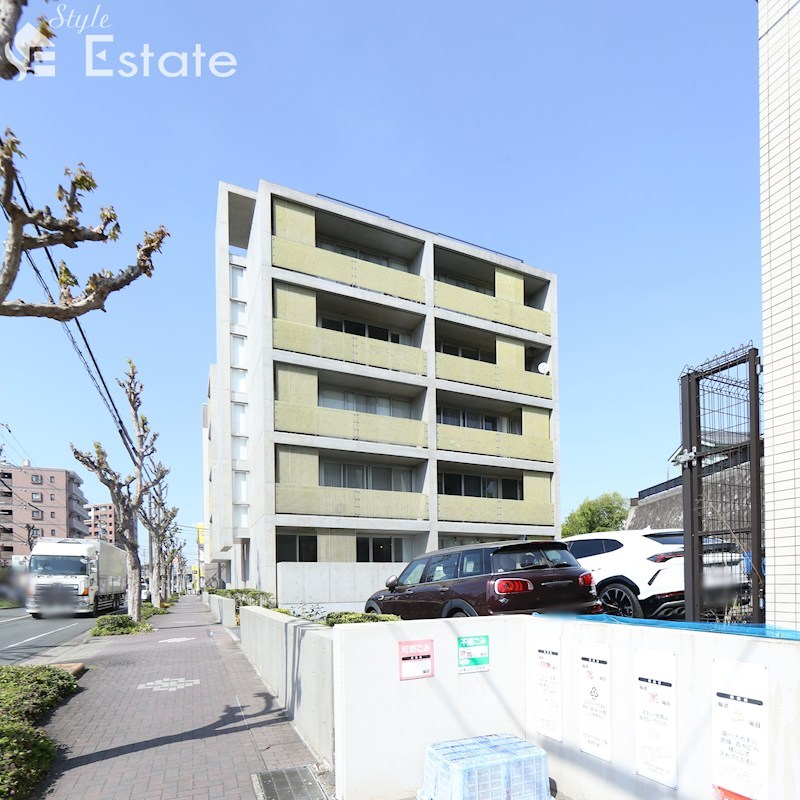 The　Apartment　Lif