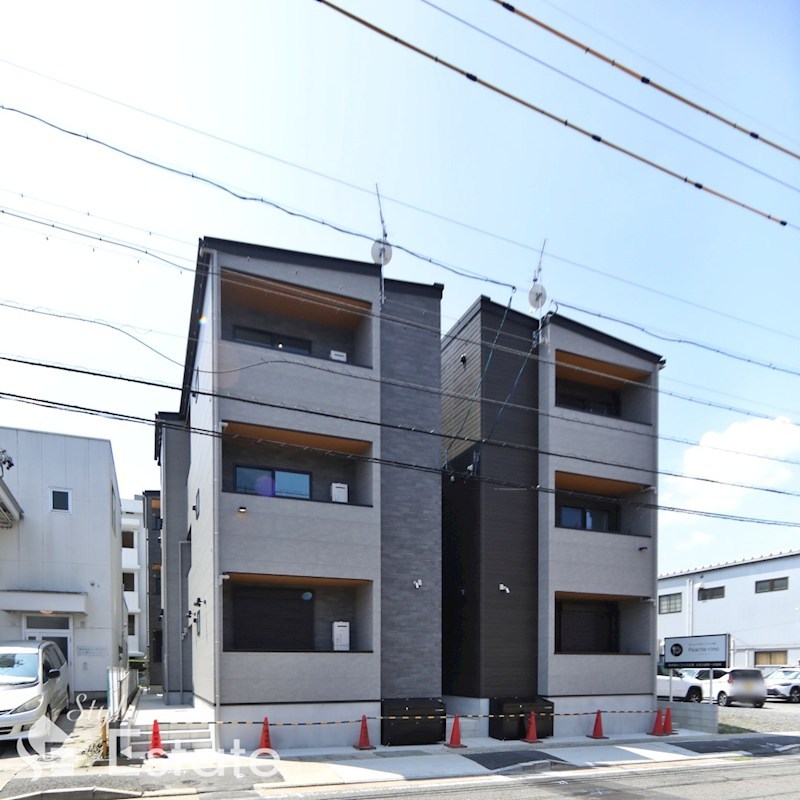 クレスト原