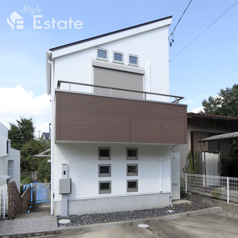 千種区日和町一丁目貸家