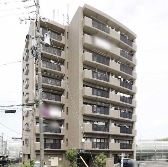 ファミーユ植田東