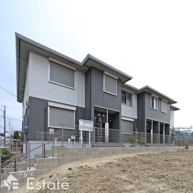 ソレイユ鴻の巣