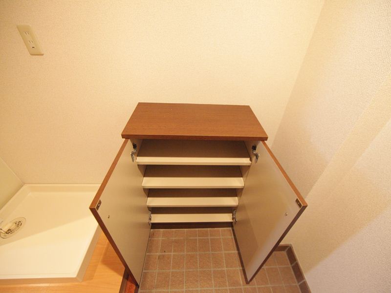 シューズボックス