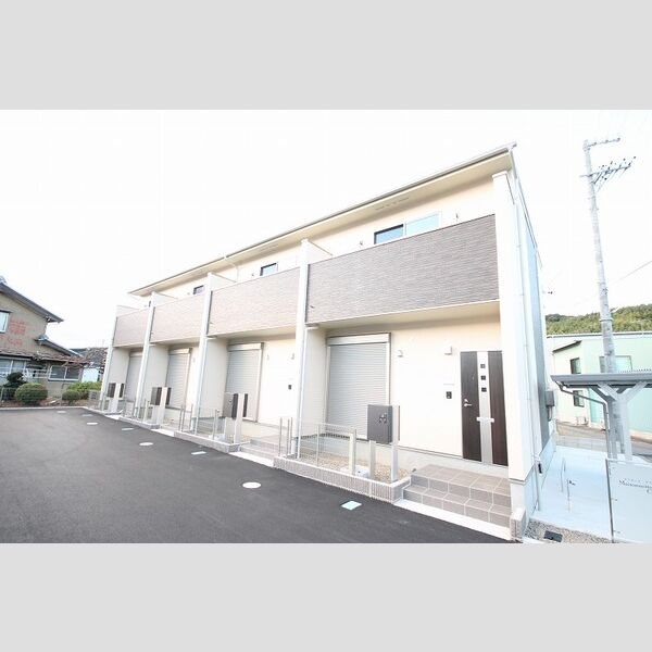 MAISONETTE LAND 梅森坂西