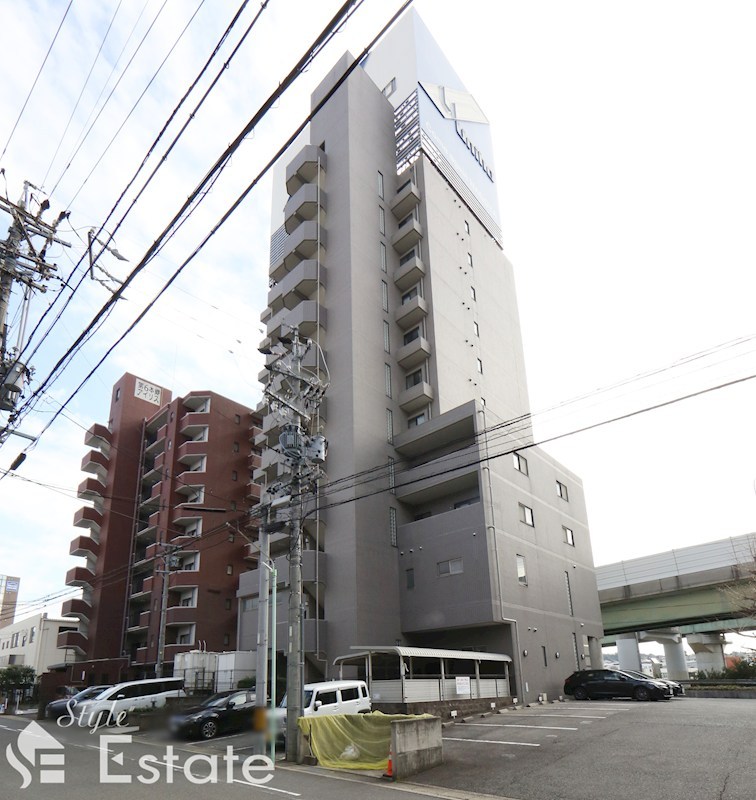 スカイアークビル