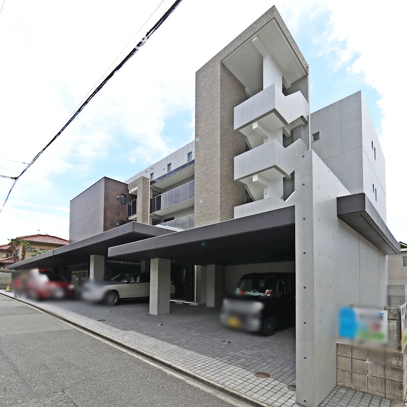 RESIDENCE　KIKUZAKA