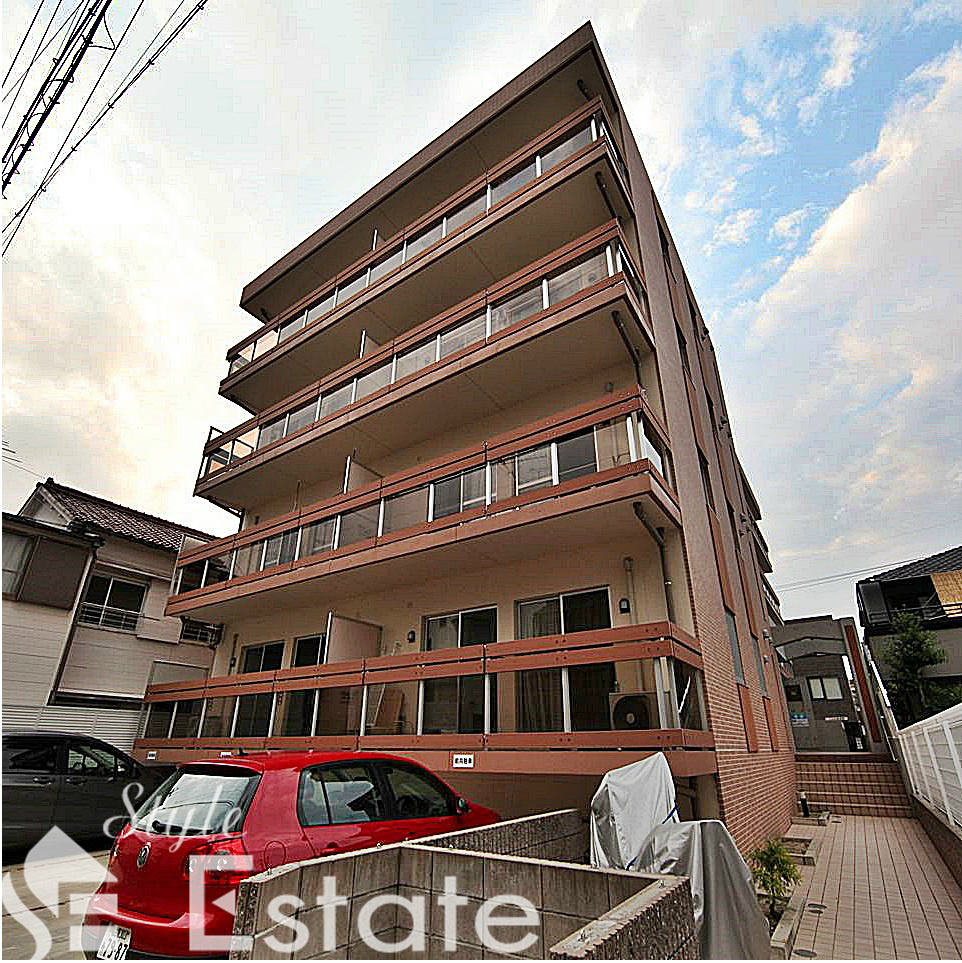 メゾンアイ本陣