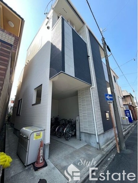 BLUE GARDEN （ブルーガーデン）（名古屋市中村区大秋町｜名古屋
