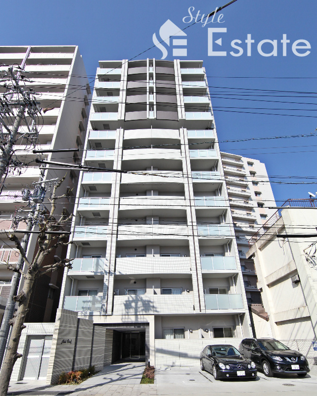 アーデル　ドルフ