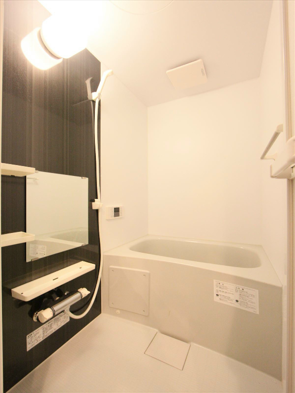 類似物件バスルーム 追い焚き機能付