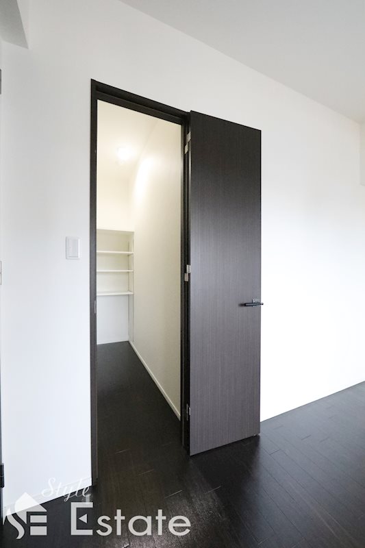 ウォークインクローゼット