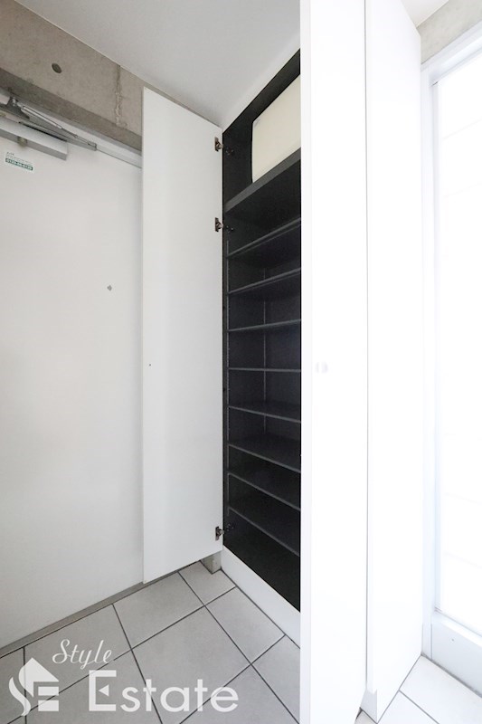 シューズボックス