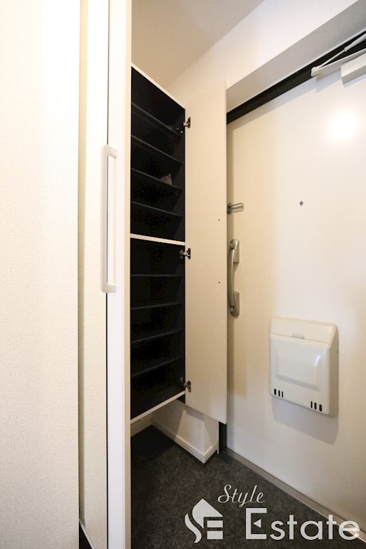 シューズボックス