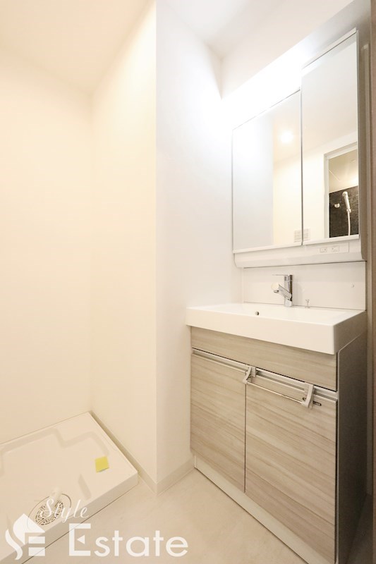 独立洗面台 脱衣所