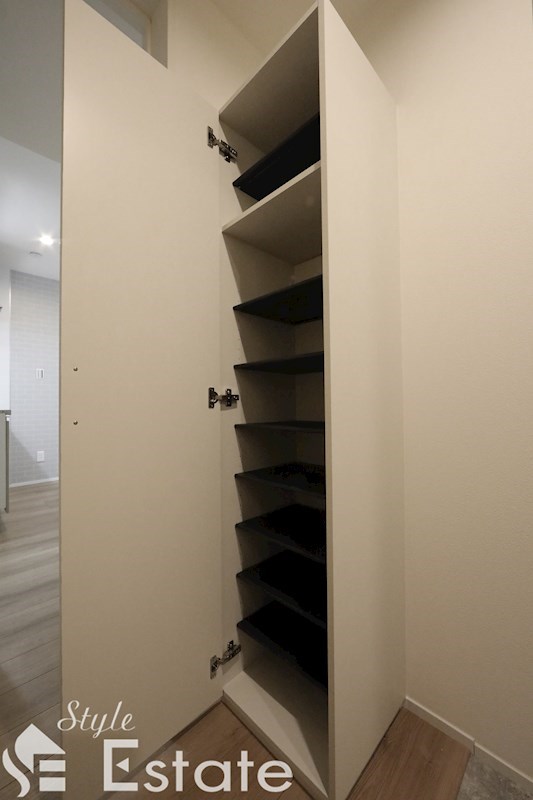 シューズボックス