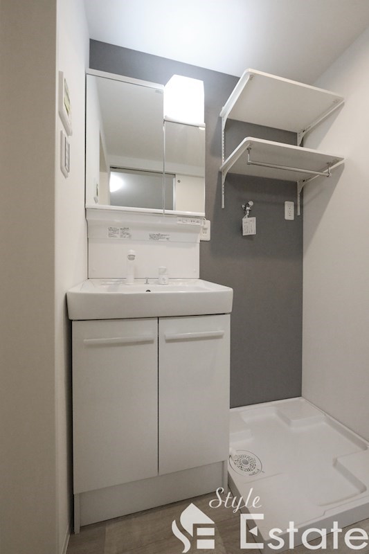 独立洗面台 脱衣所