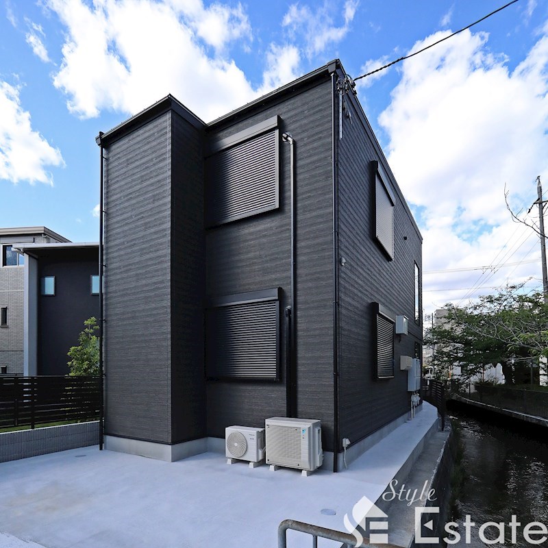 LOQUAT（ロクワット）