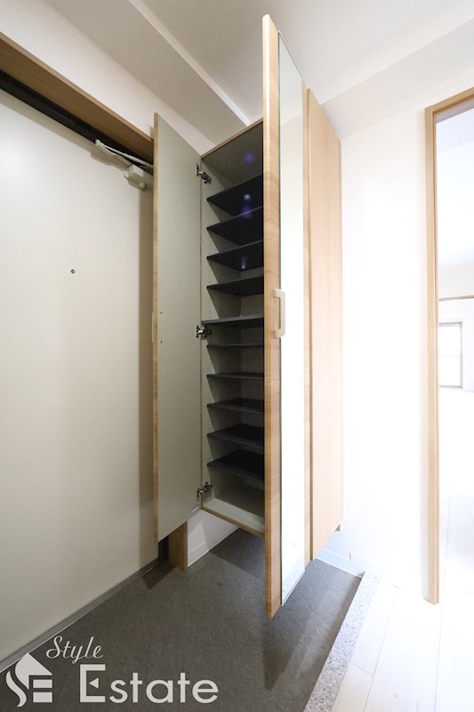 シューズボックス