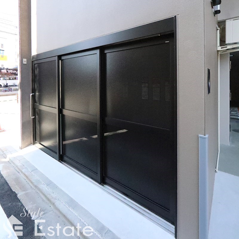 敷地内ゴミ置き場