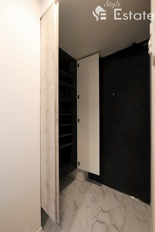 シューズボックス