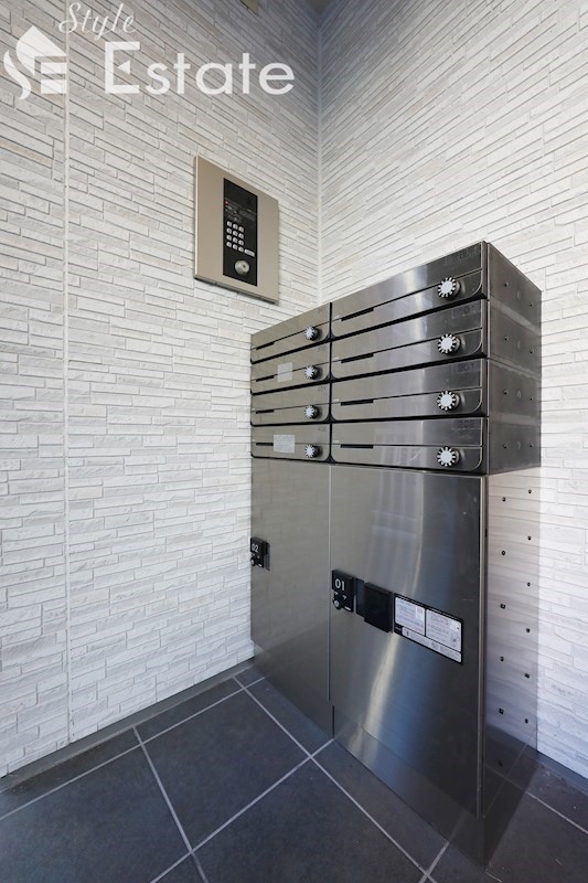 集合ポスト・宅配ボックス