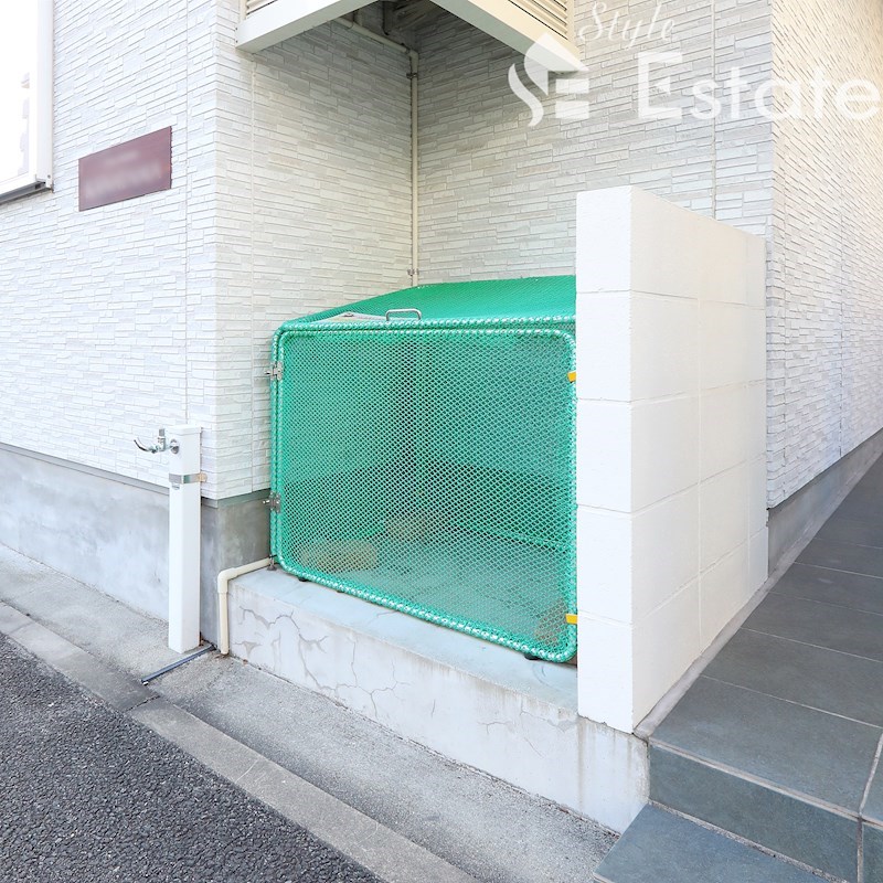 ゴミストッカー