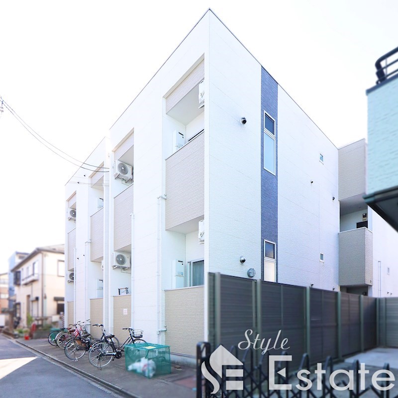 エスパス・リブレ