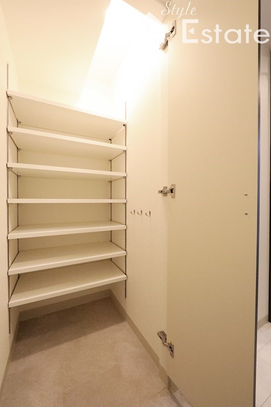 シューズボックス