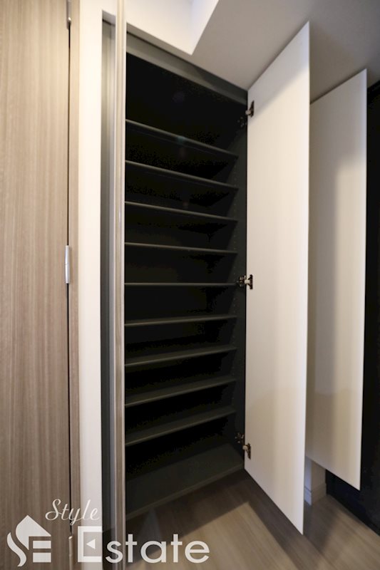 シューズボックス