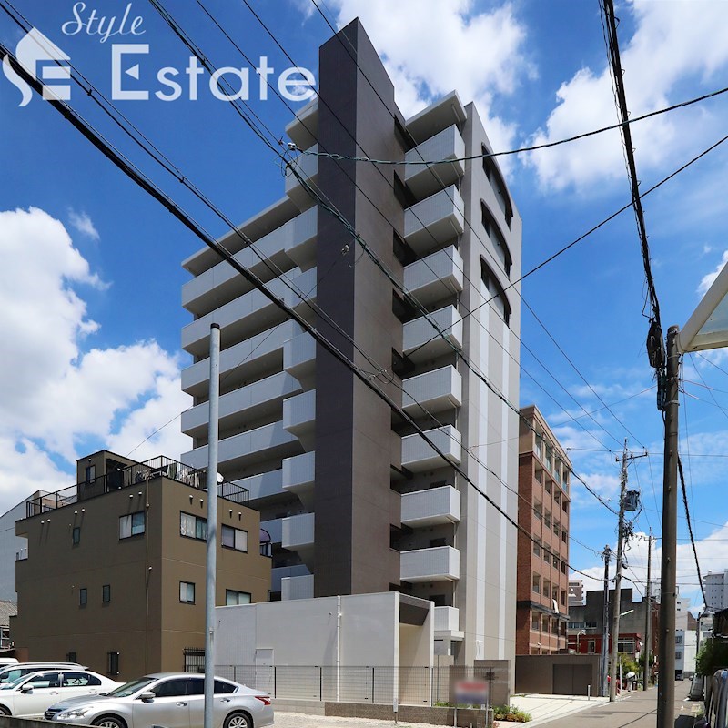 RAFFLE OZONEII -South Garden-