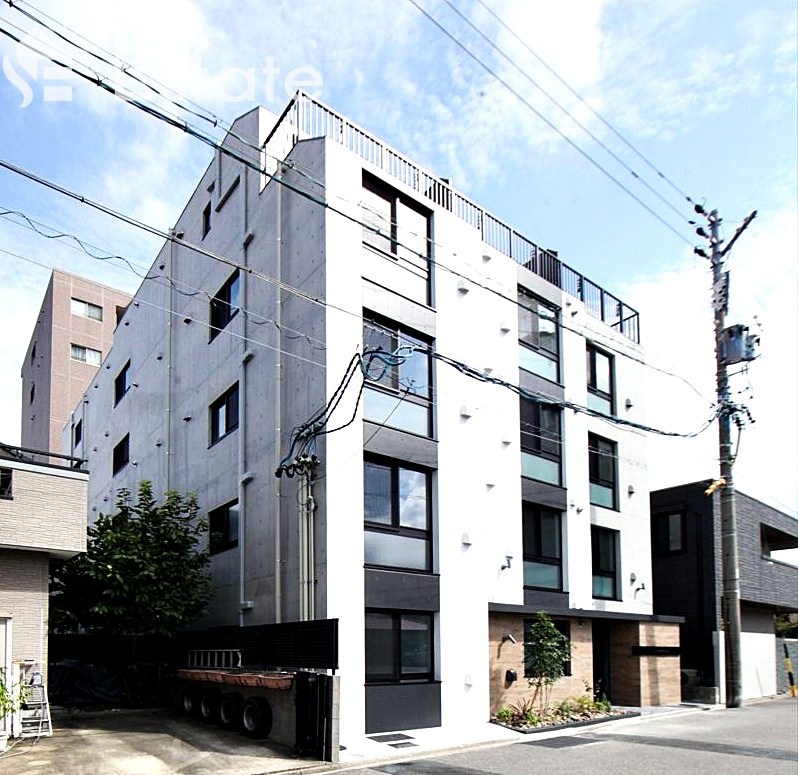 Amirl Premier Heian-dori