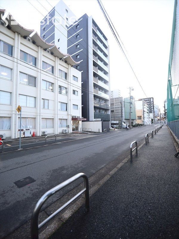 アデグランツ上前津