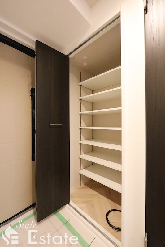 シューズボックス