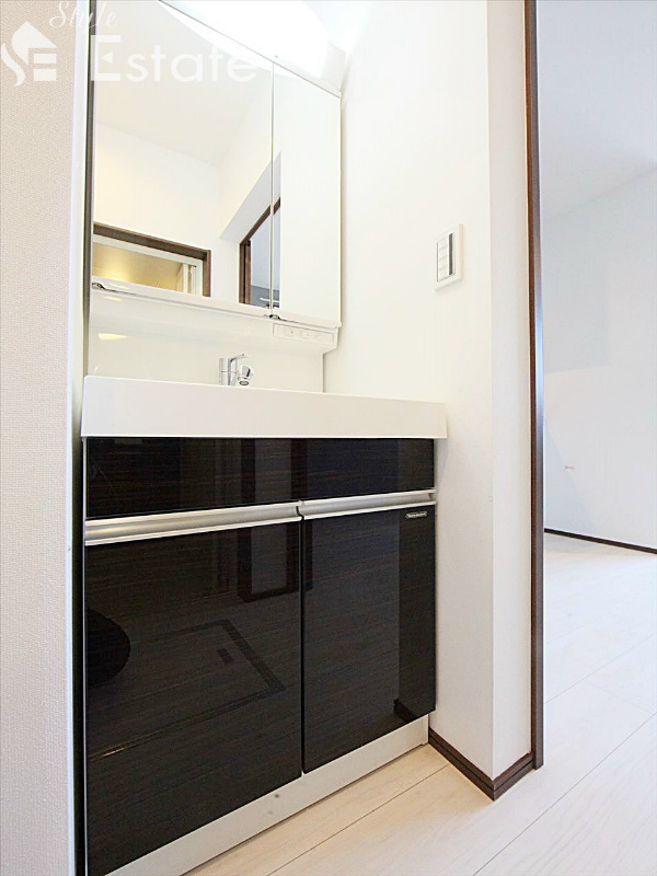 独立洗面台 シャンプードレッサー付 類似物件写真