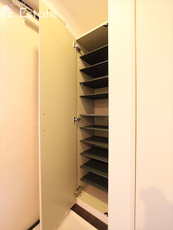 シューズボックス