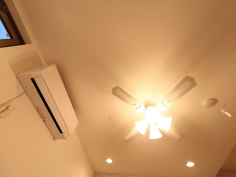 オシャレなシーリングファンライト