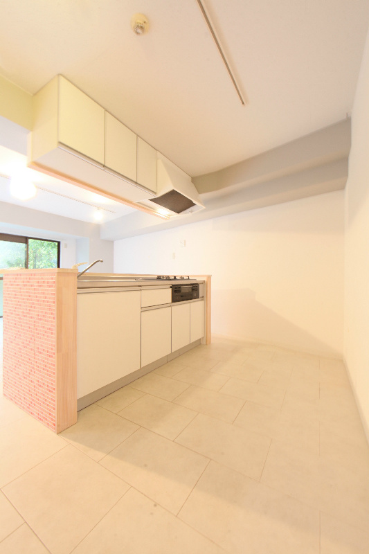 シーズンコート植田南(シーズンコートウエダミナミ)